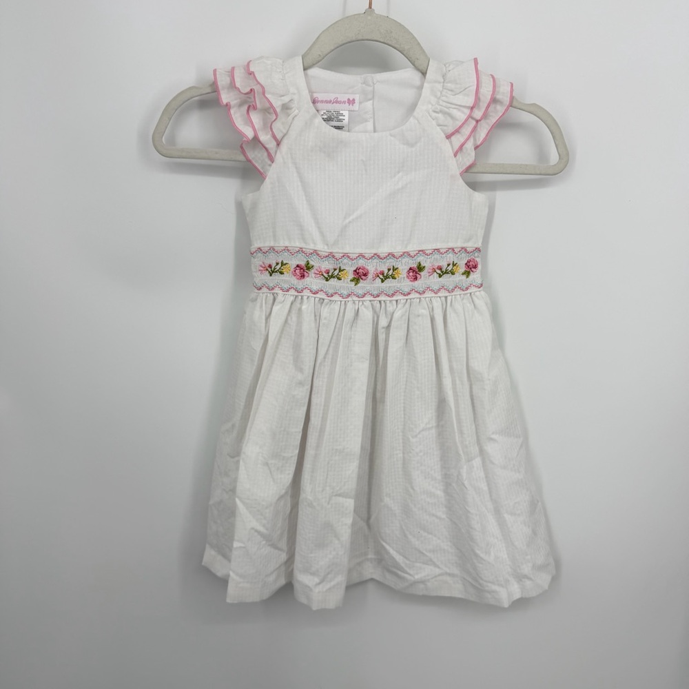 Bonnie Jean white dress floral embroidery smocking  ruffled flutter sleeves sz 5